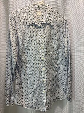 GAP White Button-Up Shirt with Blue Geometric Motif French horns!!